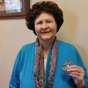 Meet your Posher, Carolyn